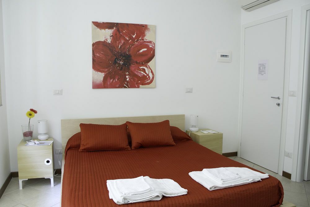 Affittacamere Alessia&Calliope โรม ภายนอก รูปภาพ