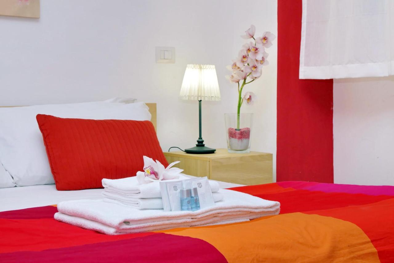 Affittacamere Alessia&Calliope โรม ภายนอก รูปภาพ